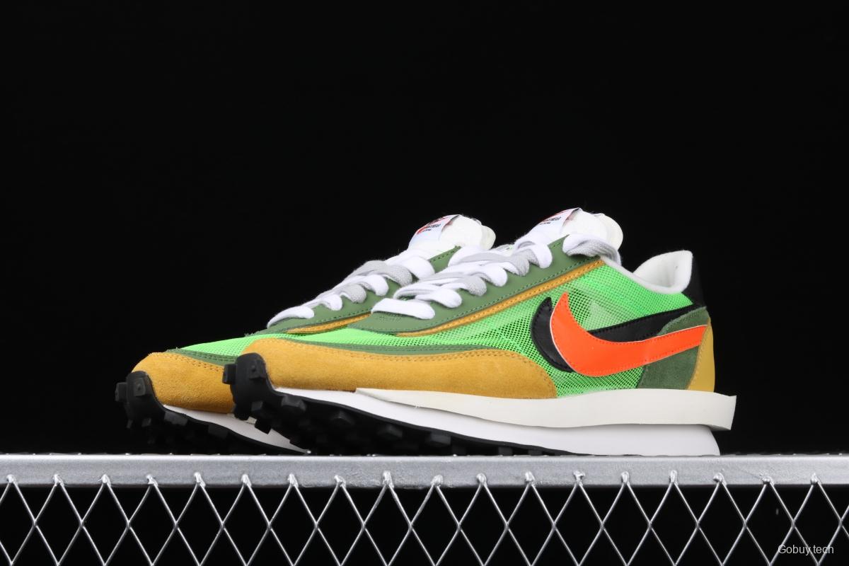 Sacai x NIKE LVD Waffle Daybreak co-signed catwalk style net gauze leather splicing double hook Swoosh running shoes BV0073-300