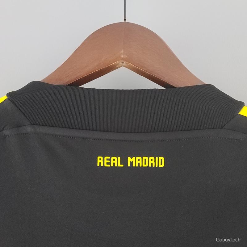 Vintage Real Madrid 11/12 Goalkeeper Black Jersey