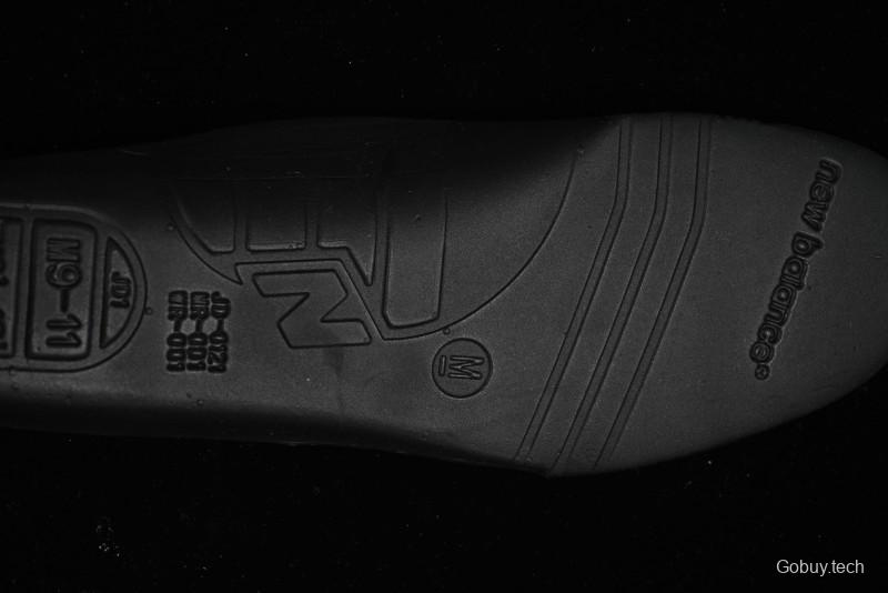 New Balance Made In USA M993 Series Classic Retro Running Shoes - U993WG