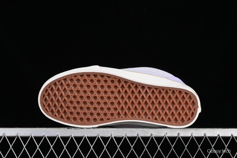 Vans Knu-Skool VR3 LX Low-Top Retro Sneakers in Dusty Purple - VN0009QCB9P