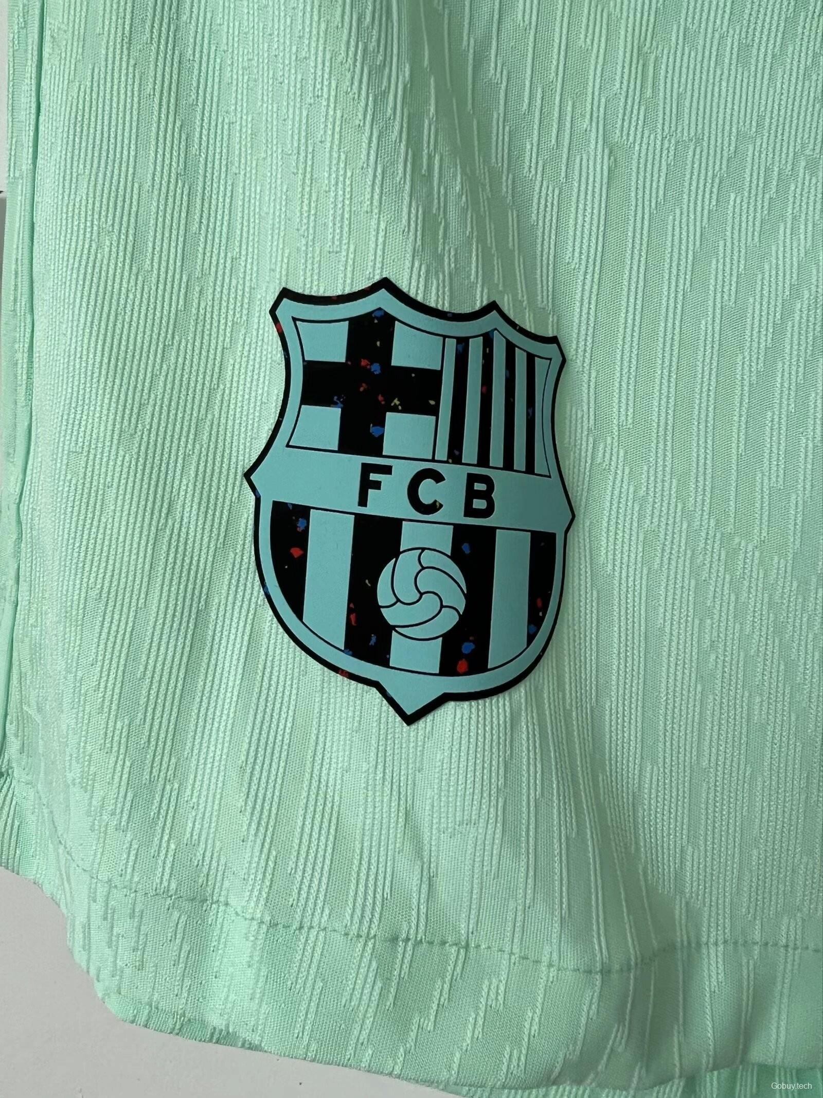 Player Version 23/24 Barcelona Third Green Shorts